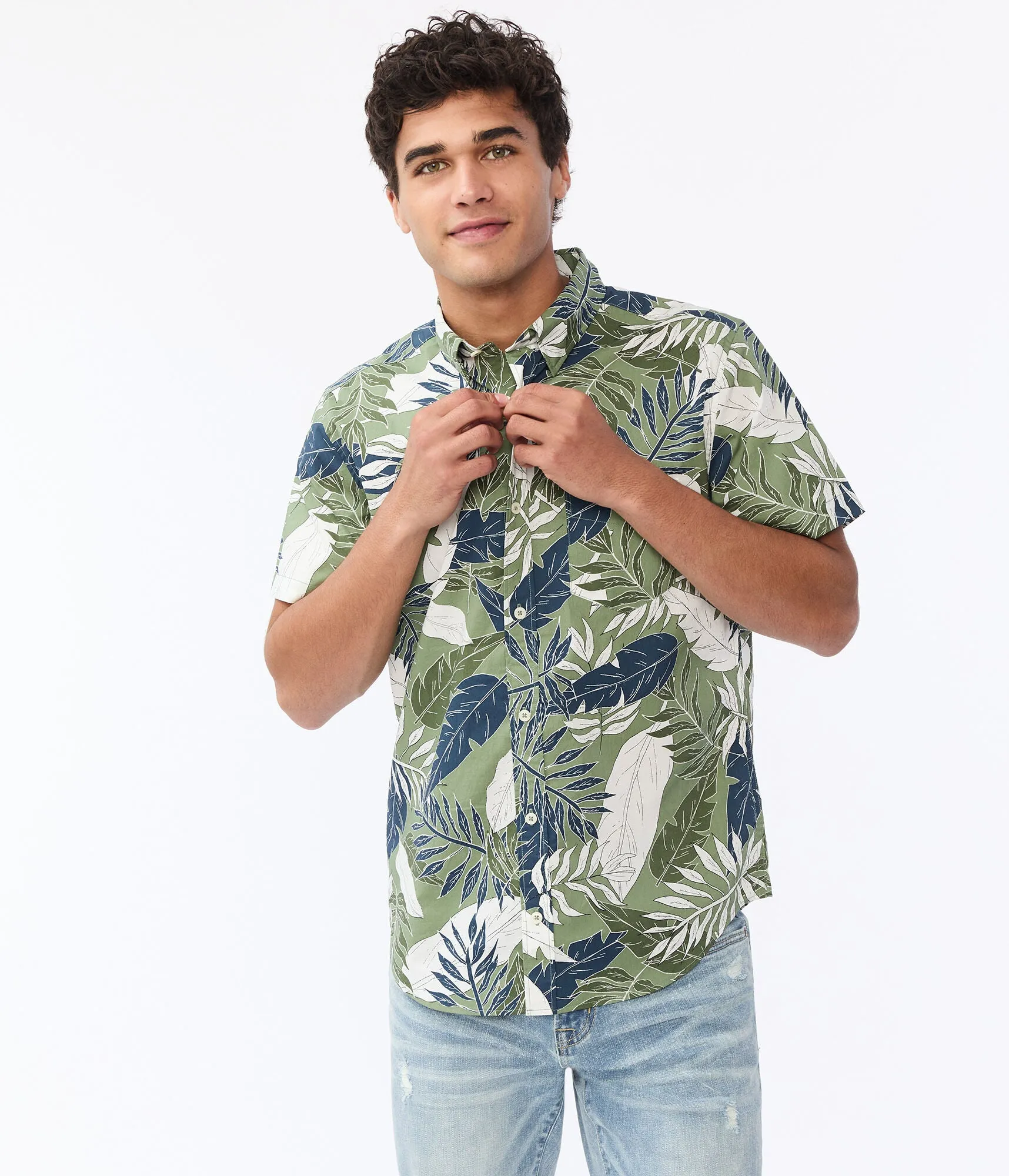 Aeropostale Bold Leaf Button-Down Shirt