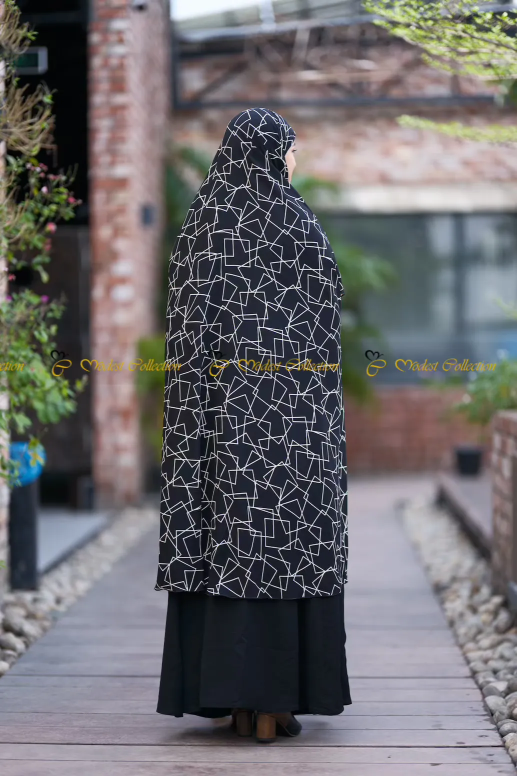 Georgette Khimar with pockets printed Black