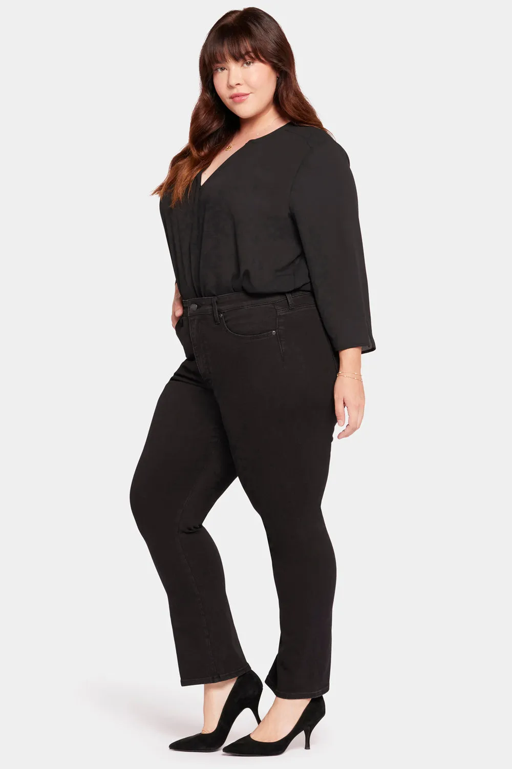 Le Silhouette Slim Bootcut Jeans In Petite Plus Size - Stellar