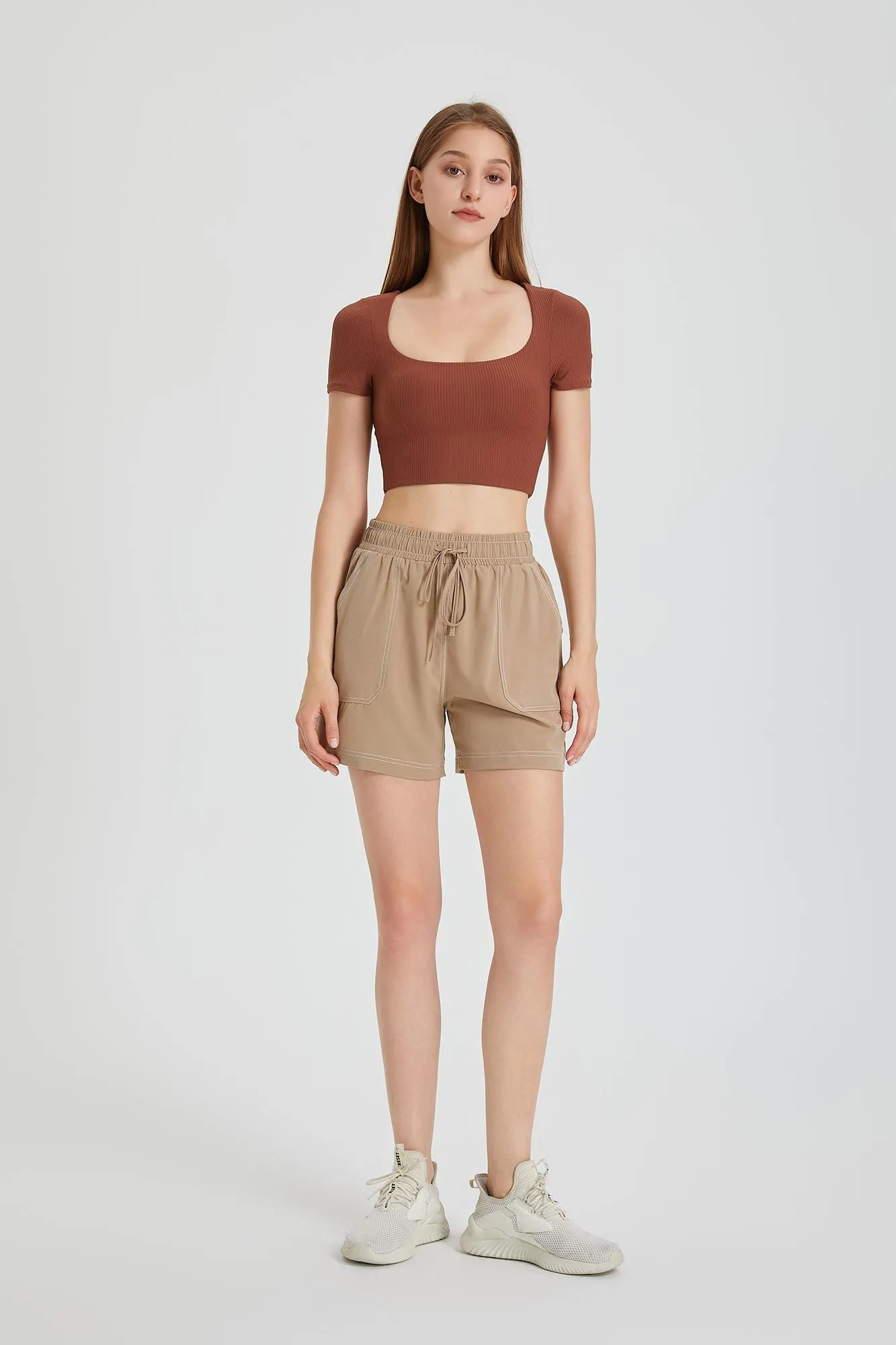 Loose-Fit Athletic Shorts with Pockets