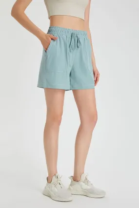 Loose-Fit Athletic Shorts with Pockets