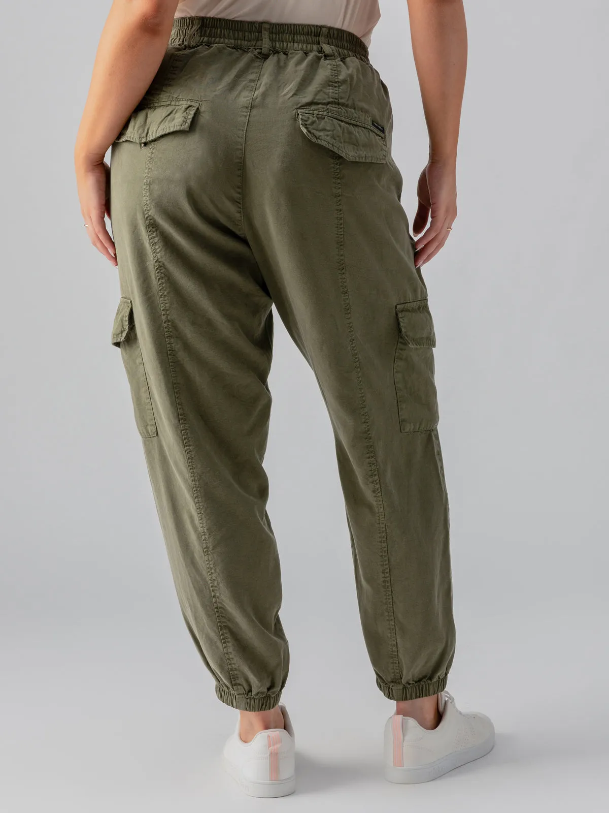 Relaxed Rebel Standard Rise Pant Burnt Olive Inclusive Collection