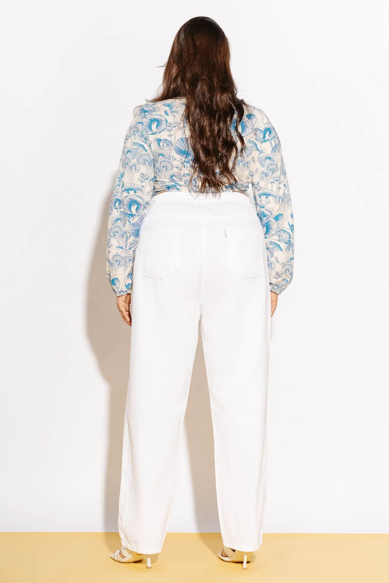 White Elasticated Distress Mom Jeans