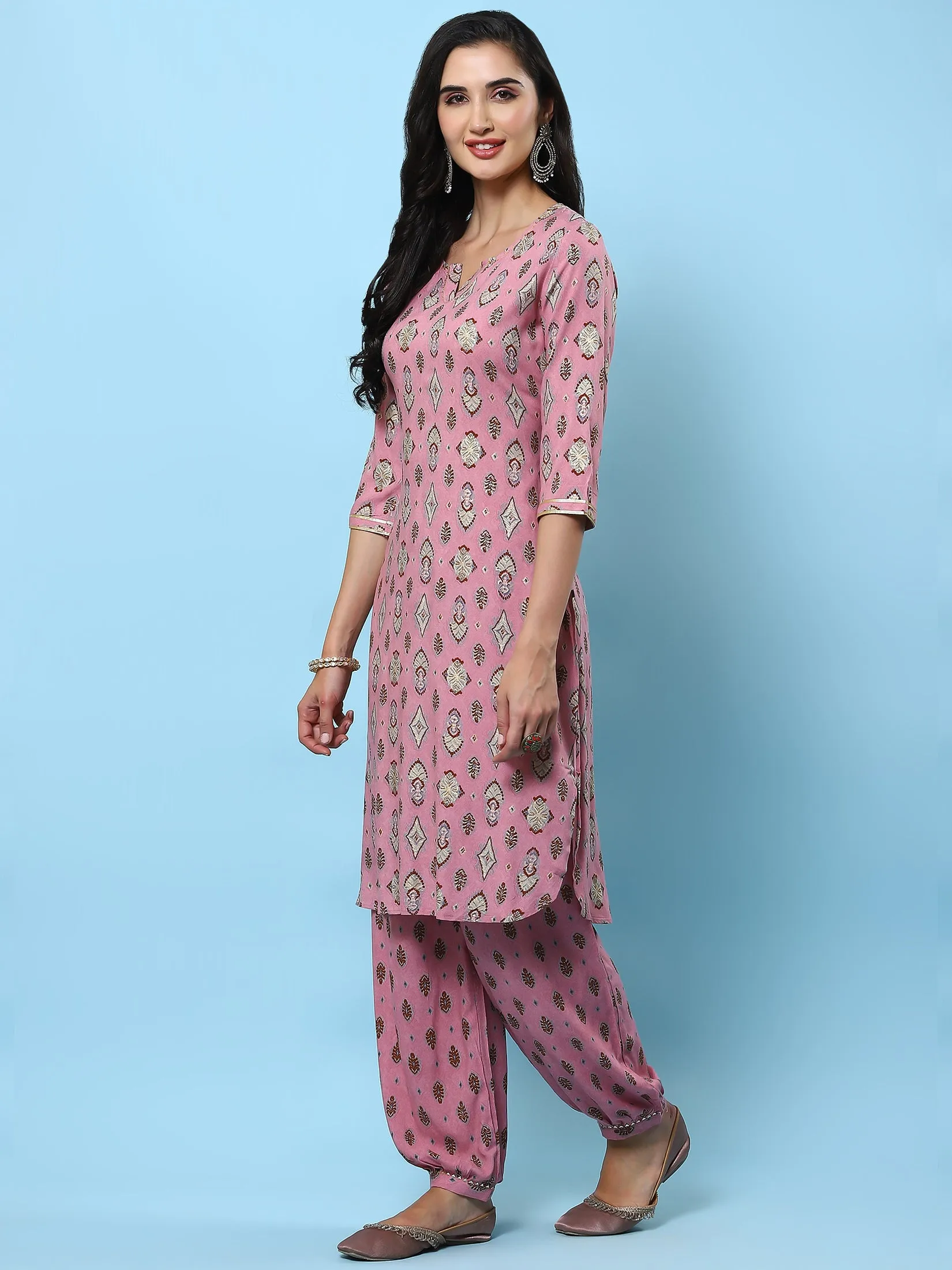 Women Pink Printed Kurta With Harem Pant